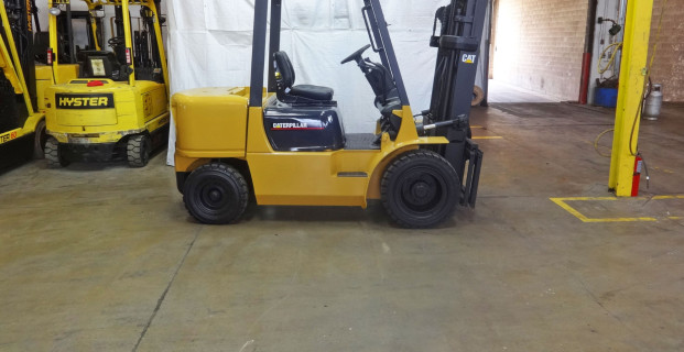 2003 Caterpillar GP30K Forklift on Sale in Idaho