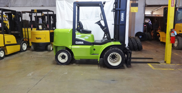 1999 Clark CGP40 Forklift on Sale in Idaho