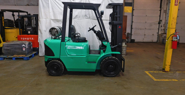 2001 Mitsubishi FG25K Forklift on Sale in Idaho