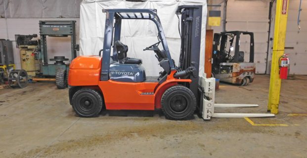 2012 Toyota 7FDU35 Forklift On Sale in Idaho